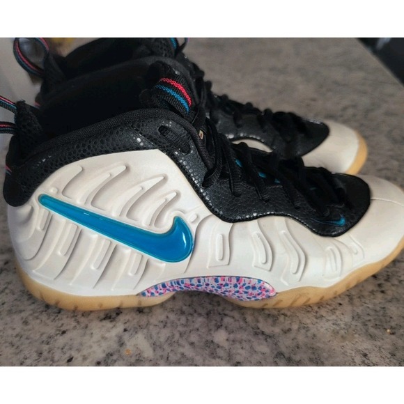 Nike Air Foamposite Pro  White Size 7 Youth EU 40 644792-102 GUC main image 9